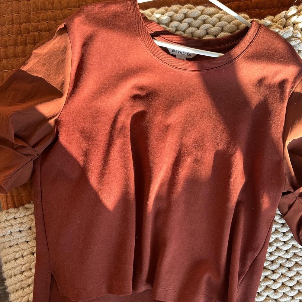 Athleta Women's Top in Rich Rust
